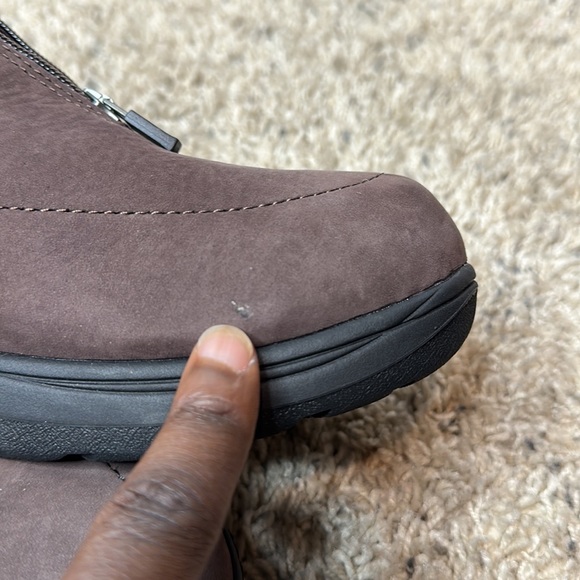 L.L. Bean Women's US Size 9.5 Waterproof Mocs Slip On Leather Rain Leather - Picture 12 of 13